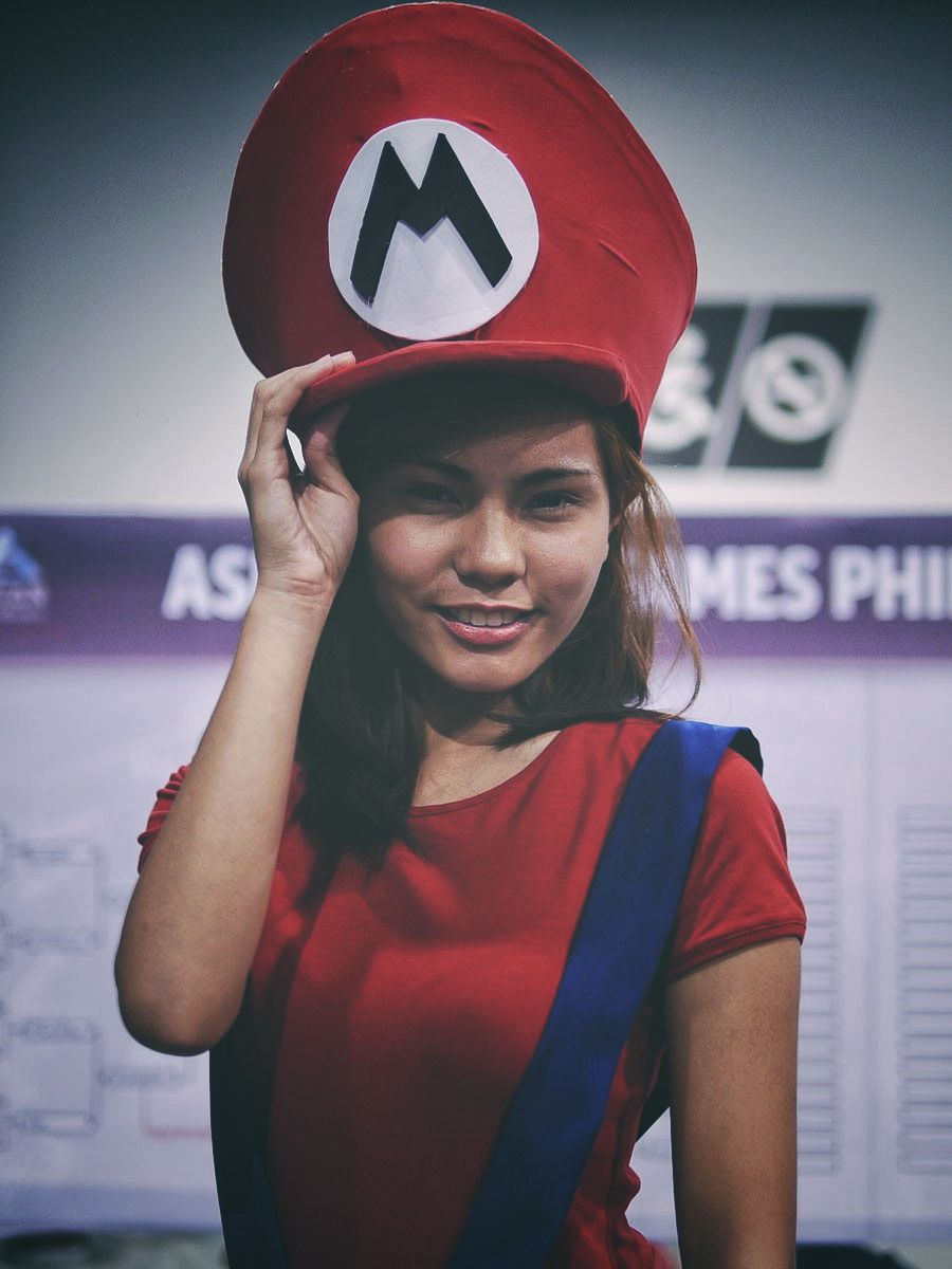 MOA Mario cosplay